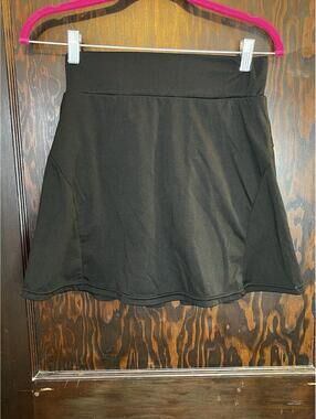 IUGA Tennis Skort. Med Black